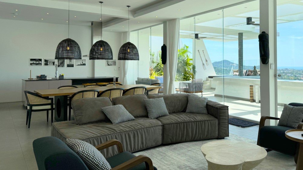 Golden Lotus - The Tranquil Vila - Living and dining area 1